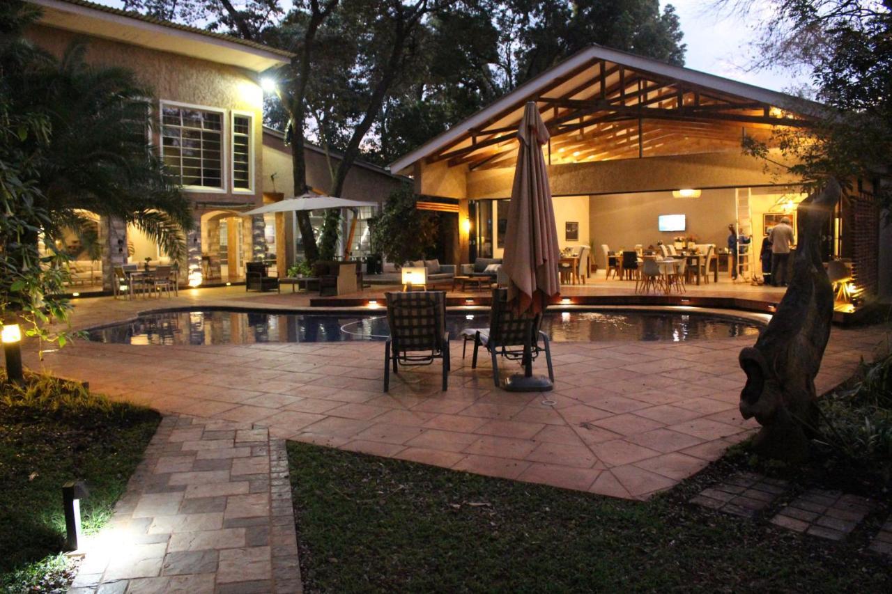 Sandalwood Lodge Χαράρε Εξωτερικό φωτογραφία